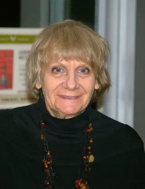LITERATURA RUSSA: CUANDO ES DE NOCHE DE LIUDMILA PETRUSHÉVSKAIA LITERATURA RUSSA: CUANDO ES DE NOCHE DE LIUDMILA PETRUSHÉVSKAIA