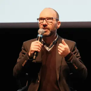 JORDAN MECHNER PRESENTA LA NOVEL·LA GRÀFICA REPLAY