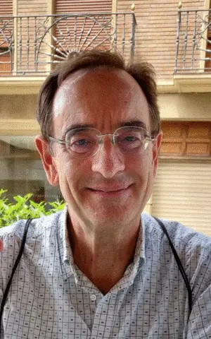 PEDRO MESEGUER PRESENTA FICCIONES CON CIENCIA
