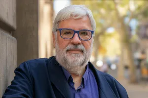 PEPE MENÉNDEZ PRESENTA EDUCAR PARA LA VIDA