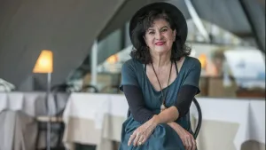 LAS SIRENAS DE ABAJO D'AURORA LUQUE. CLUB DE LECTURA DE POESIA 2025-2026