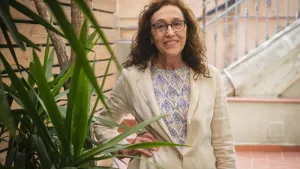 EM DIC LA VEU DE ROSA FONT MASSOT. CLUB DE LECTURA DE POESIA 2025-2026