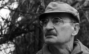 JOC D'ATZAR DE SLAWOMIR MROZEK. LITERATURA RUSSA 2025-2026