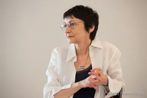 LITERATURA ROMANESA 2025-2026: APOCALIPSI SEGONS MARTA DE MARTA PETREU