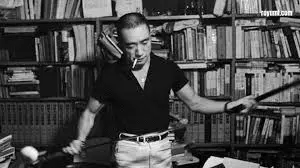 LITERATURA JAPONESA 2025-2026: CONFESSIONS D'UNA MÀSCARA DE YUKIO MISHIMA
