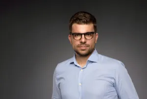 JOSÉ IGNACIO CARNERO PRESENTA LOS FABULADORES