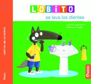 LOBITO SE LAVA LOS DIENTES